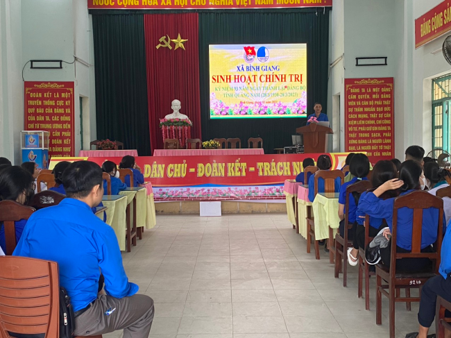 Bình Giang: Đoàn xã tổ chức đợt sinh hoạt chính trị sâu rộng dịp kỷ niệm 93 năm Ngày thành lập Đảng bộ Quảng Nam