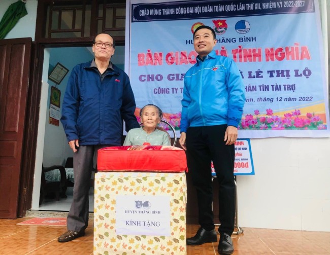Bàn giao công trình thanh niên năm 2023