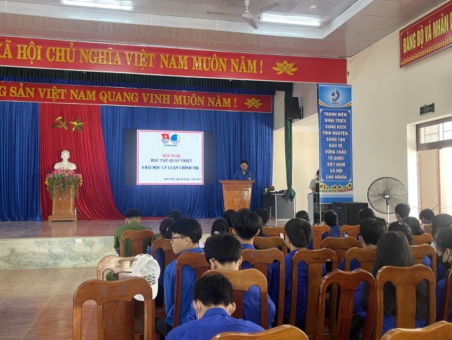 Đoàn - Hội LHTN xã Bình Triều tổ chức triển khai 4 bài lý luận chính trị cho ĐVTN