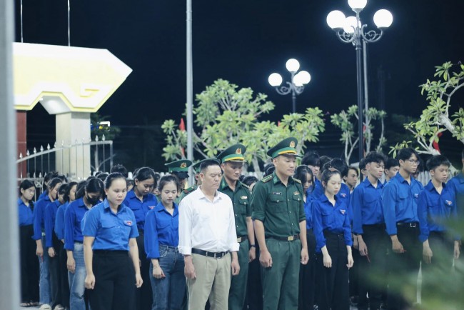 BÌNH MINH: LỄ THẮP NẾN TRI ÂN NHÂN KỈ NIỆM 77 NĂM NGÀY THƯƠNG BINH LIỆT SỸ (27/7/1947 - 27/7/2024)