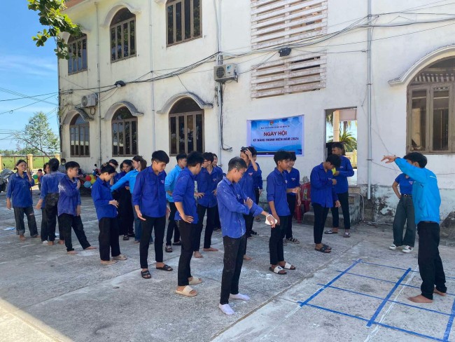 Bình Tú : ngày 11/8/2024 Đoàn xã tổ chức ngày hội kỹ năng thanh niên năm 2024