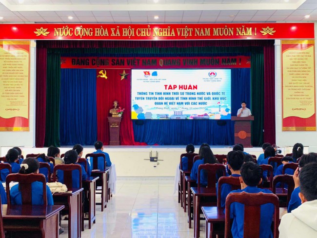 Huyện đoàn Thăng Bình tổ chức sinh hoạt chuyên đề, thông tin tuyên truyền đối ngoại về tình hình thế giới, khu vực, quan hệ Việt Nam với các nước trên thế giới năm 2024