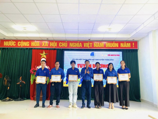 Tuyên dương CLB, Đội, nhóm tiêu biểu năm 2024