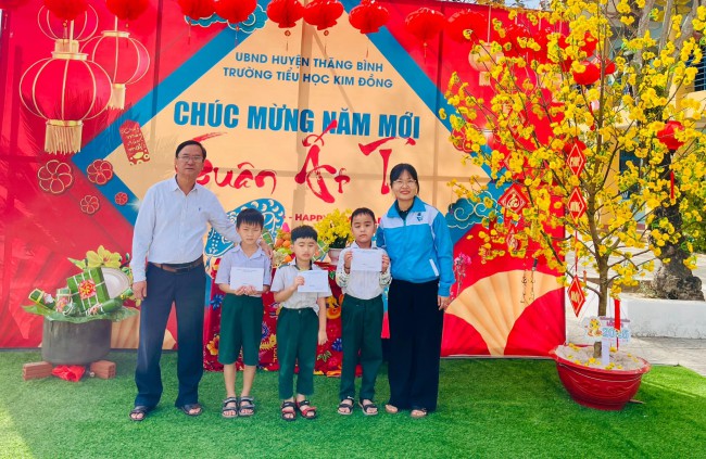 Đoàn thị trấn Hà Lam tổ chức chuỗi chương trình Xuân yêu thương năm 2025