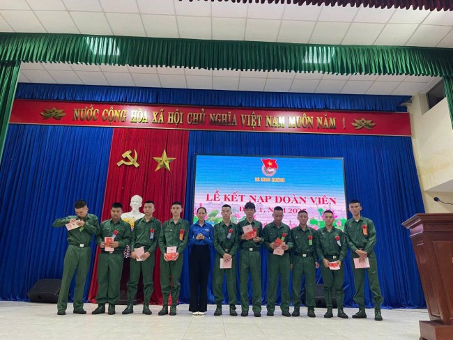 Tổ chức gặp mặt thanh niên lên đường nhập ngũ năm 2025