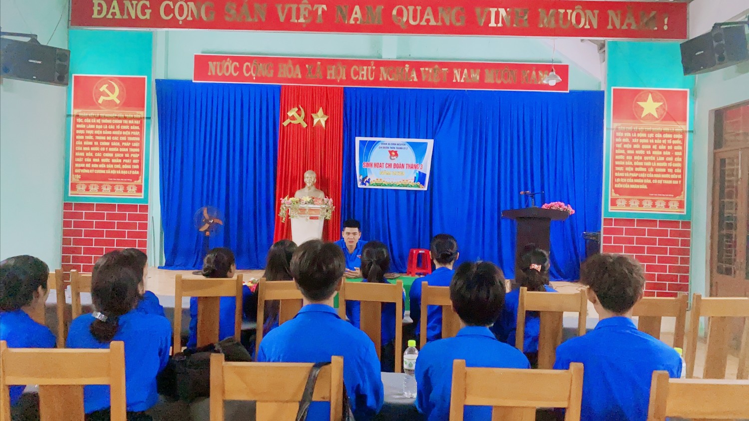 Chi Đoàn thôn Thanh Ly 2 xã Bình Nguyên tổ chức sinh hoạt chi Đoàn tháng 03