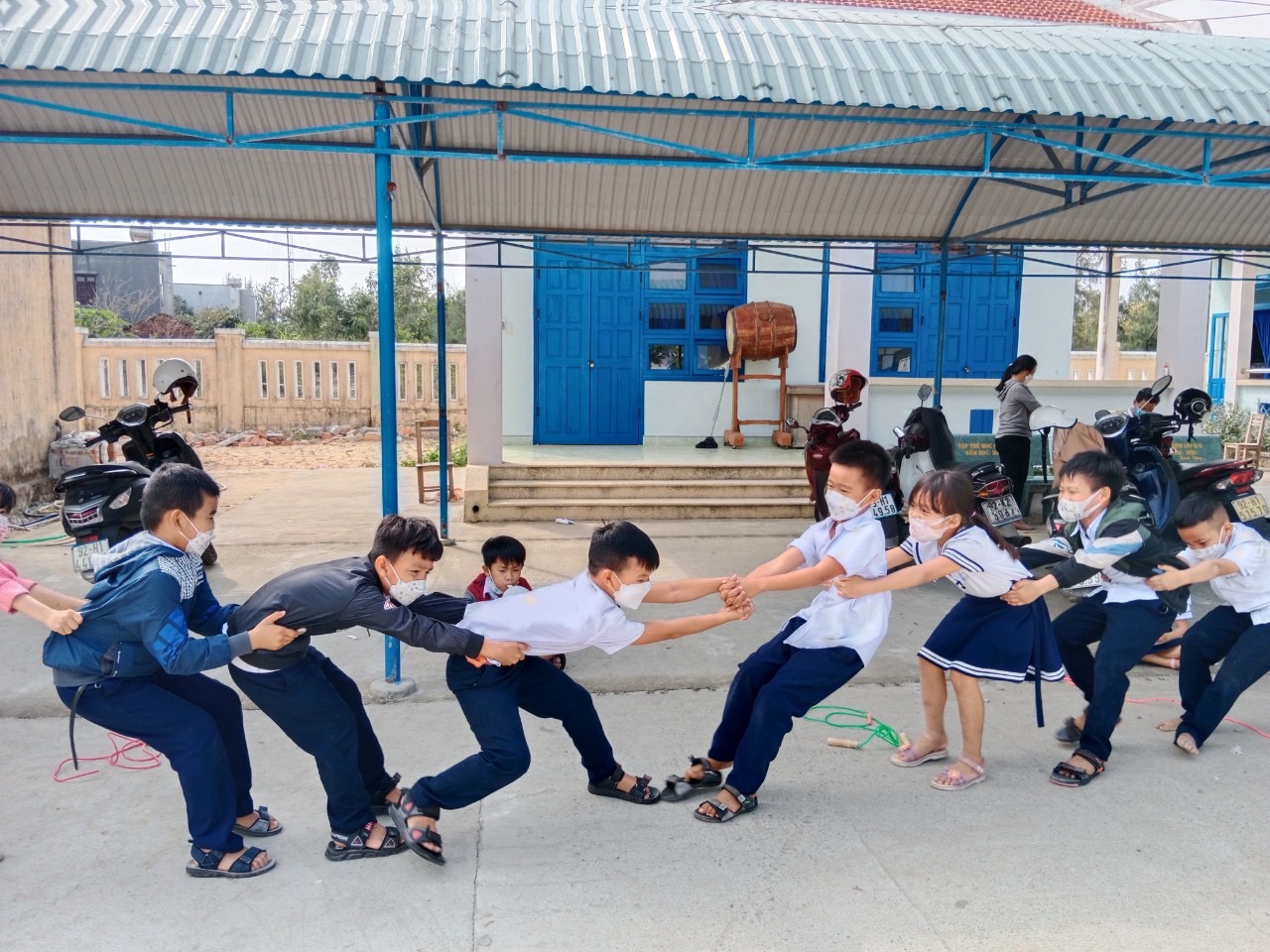 Liên đội Tiểu học Nguyễn Văn Cừ tiếp tục triển khai giờ ra chơi trải nghiệm sáng tạo