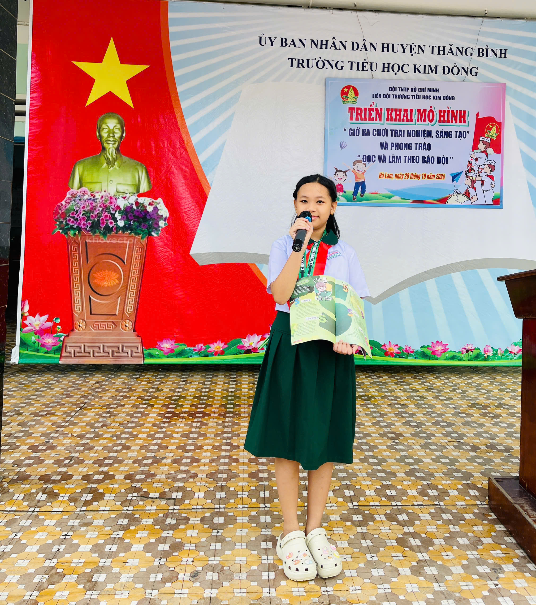 đọc báo