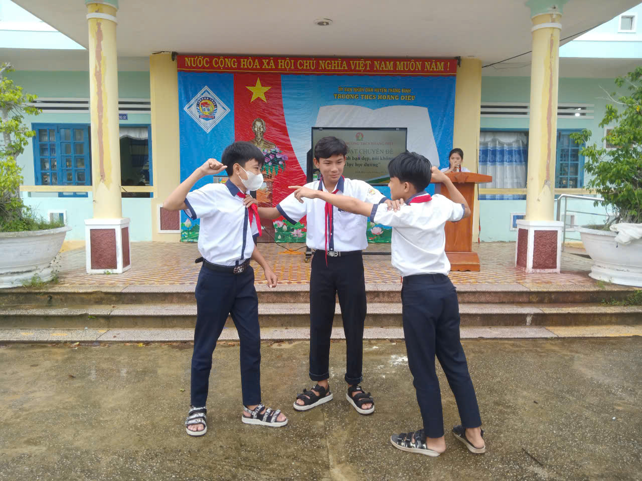 Ảnh bạo lực 3