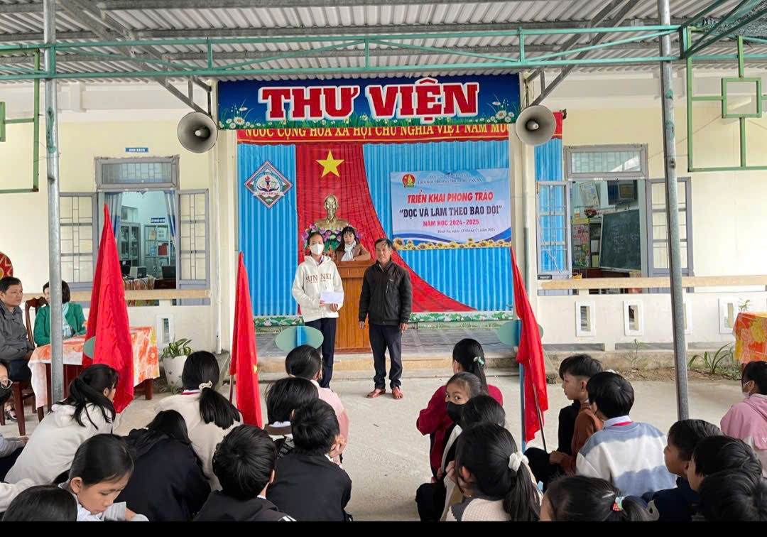 đọc báo đội 2