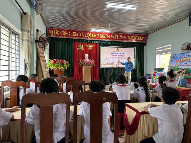 🌍 Thiếu nhi Trường Tiểu học Trần Quốc Toản sôi nổi tham gia cuộc thi “Thiếu nhi Việt Nam – Vươn ra thế giới”