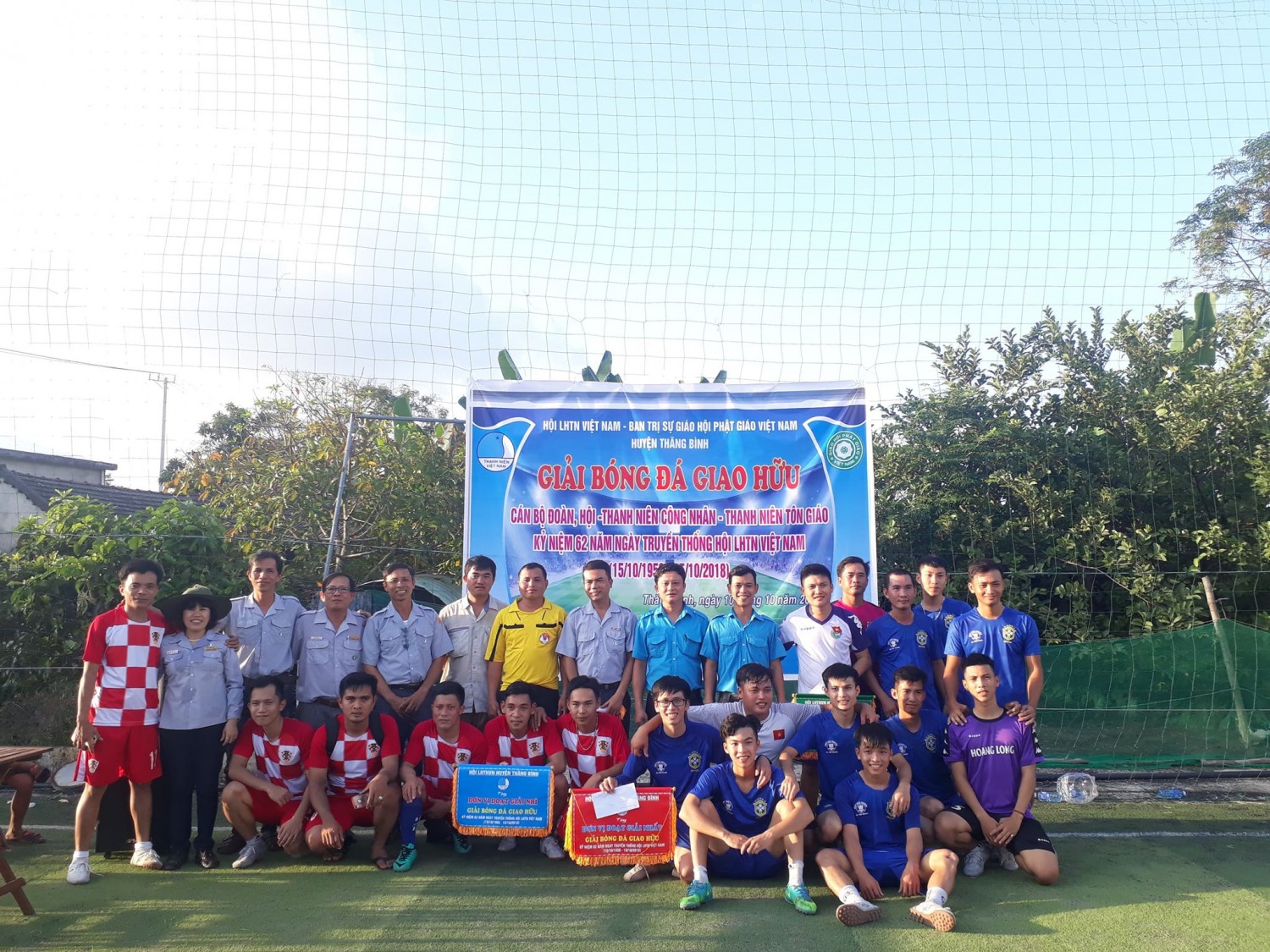 bong da tn ton giao tn cong nhan 3