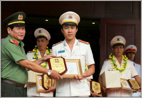 Ngôi sao sáng với những chiến công thầm lặng