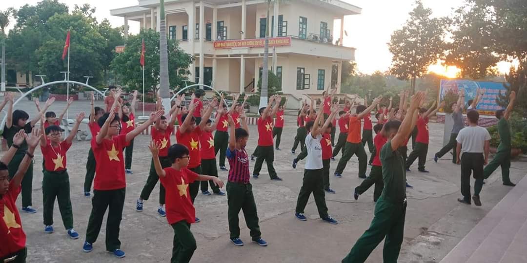 hoc ky quan doi 2