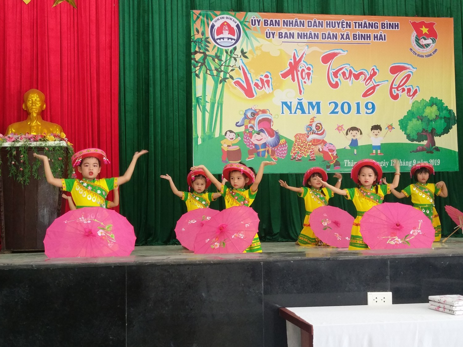 trung thu van nghe