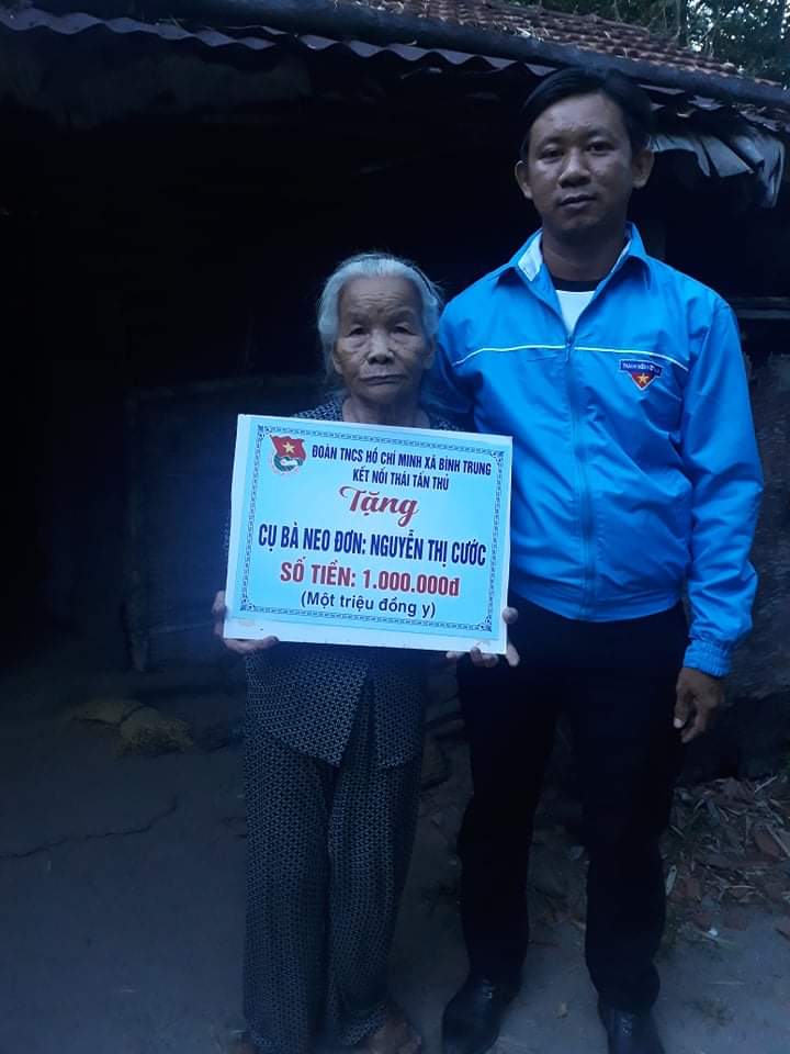 tang qua cu gia neo don