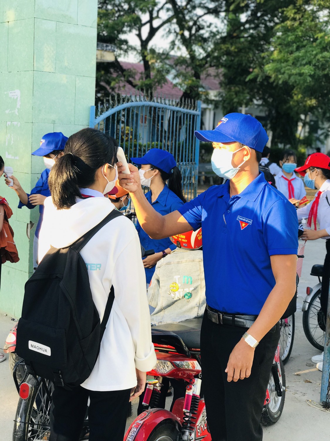 tiep suc den truong 9 12 10
