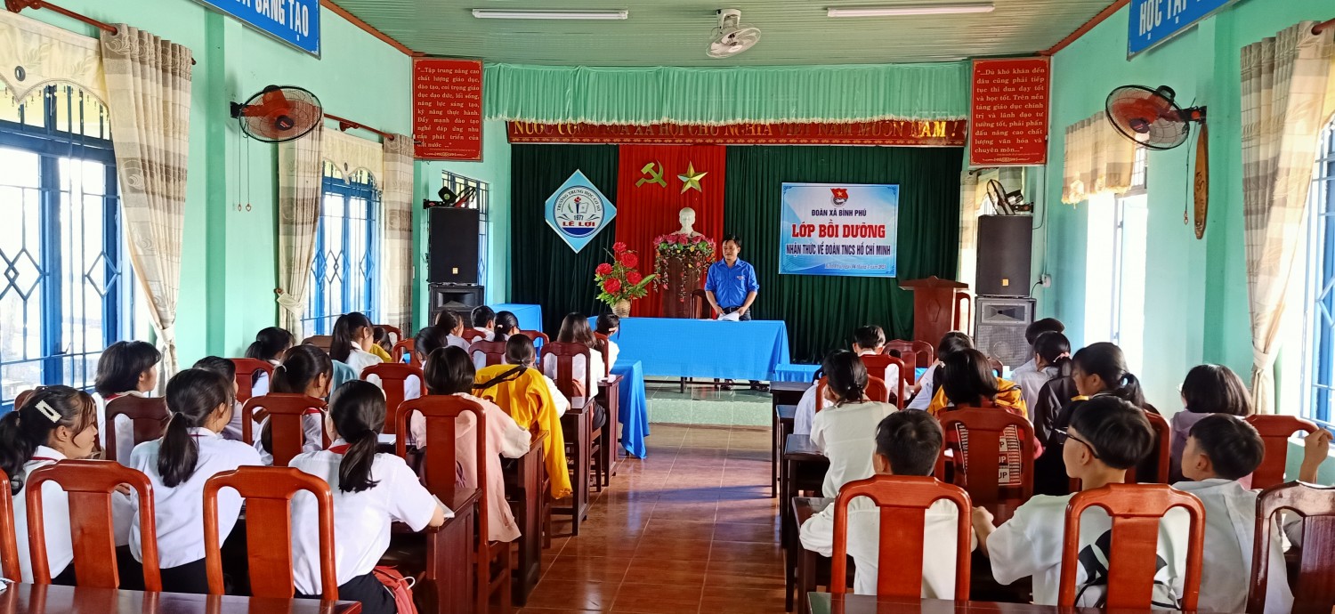 Quang cảnh lớp bồi dưỡng