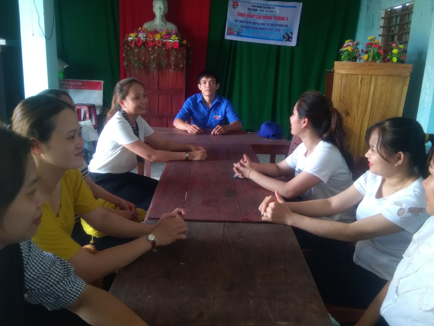 Quang cảnh sinh hoạt chi đoàn