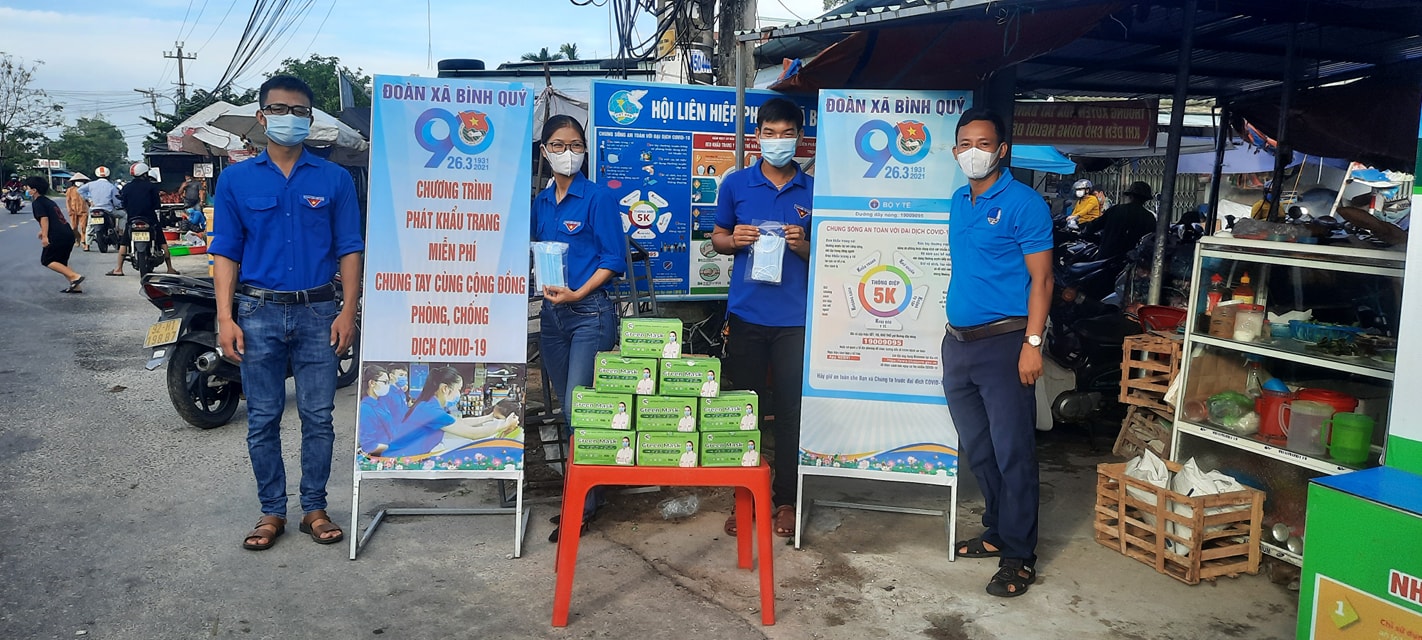 Đoàn xã Bình Quý tiếp tục tuyên truyền phòng, chống Covid-19