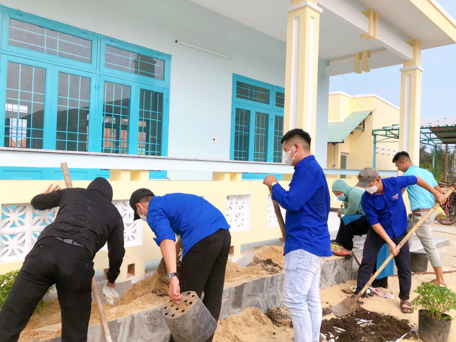 trong hoa 1