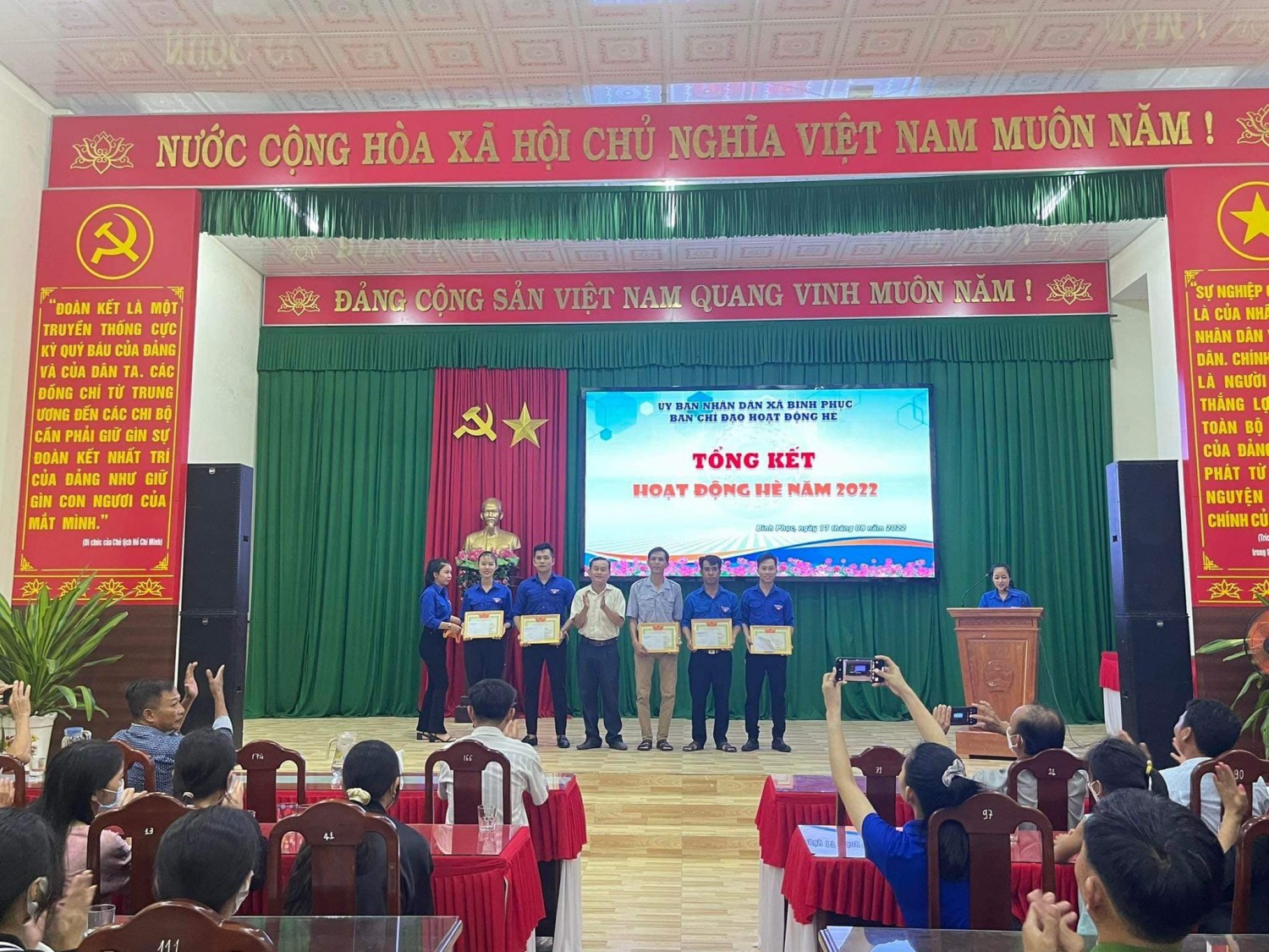 hoat dong he 4